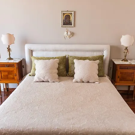 Cettina Villa *